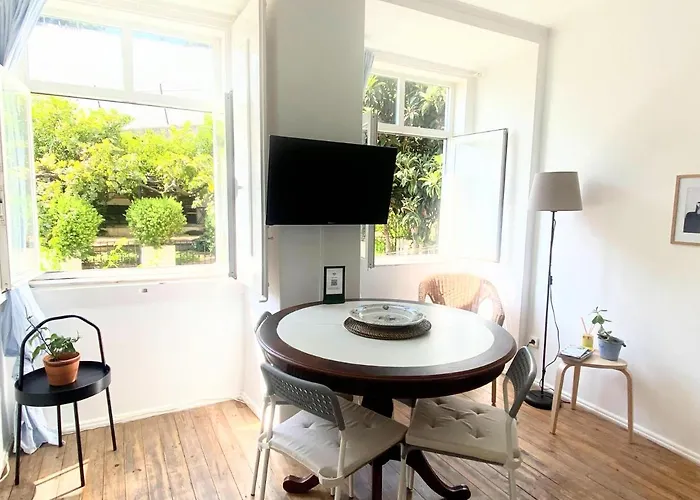 Portuguese In The Heart Of Apartman