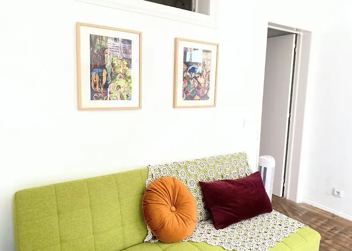 Portuguese In The Heart Of Apartman